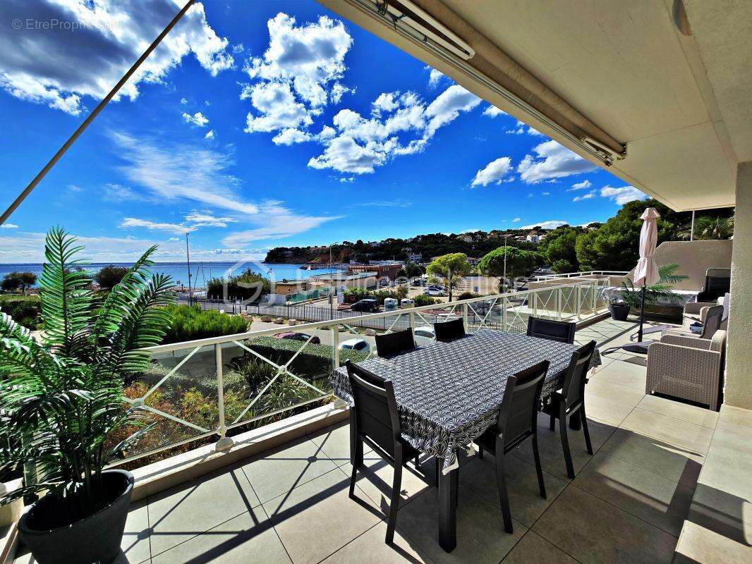 Appartement à CARRY-LE-ROUET