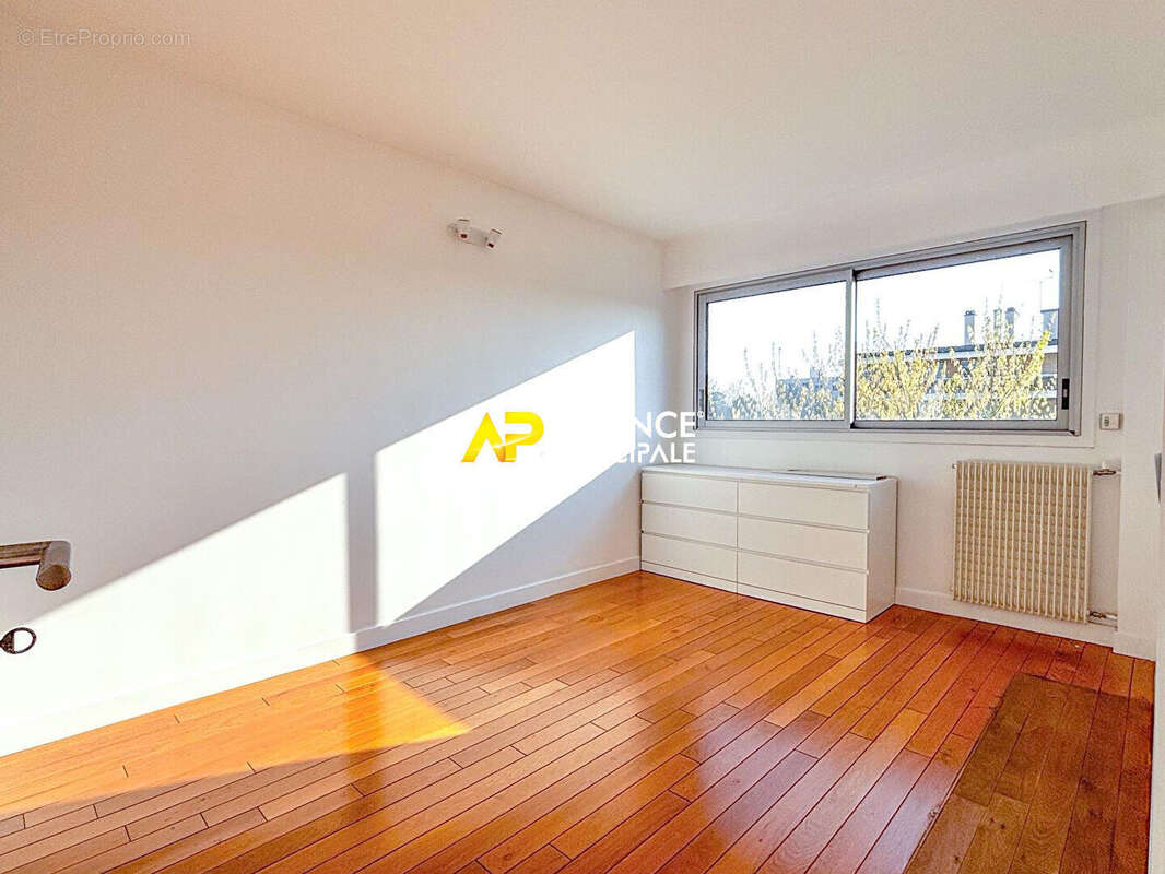 Sartrouville - La Vaudoire - Appartement 3 pièces 61.48 m2 avec balcon, parking et cave - photo 8