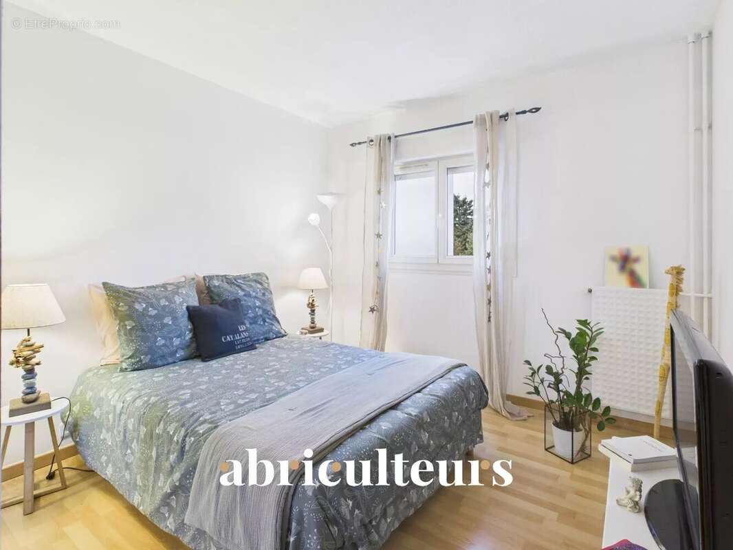Appartement à MARSEILLE-8E