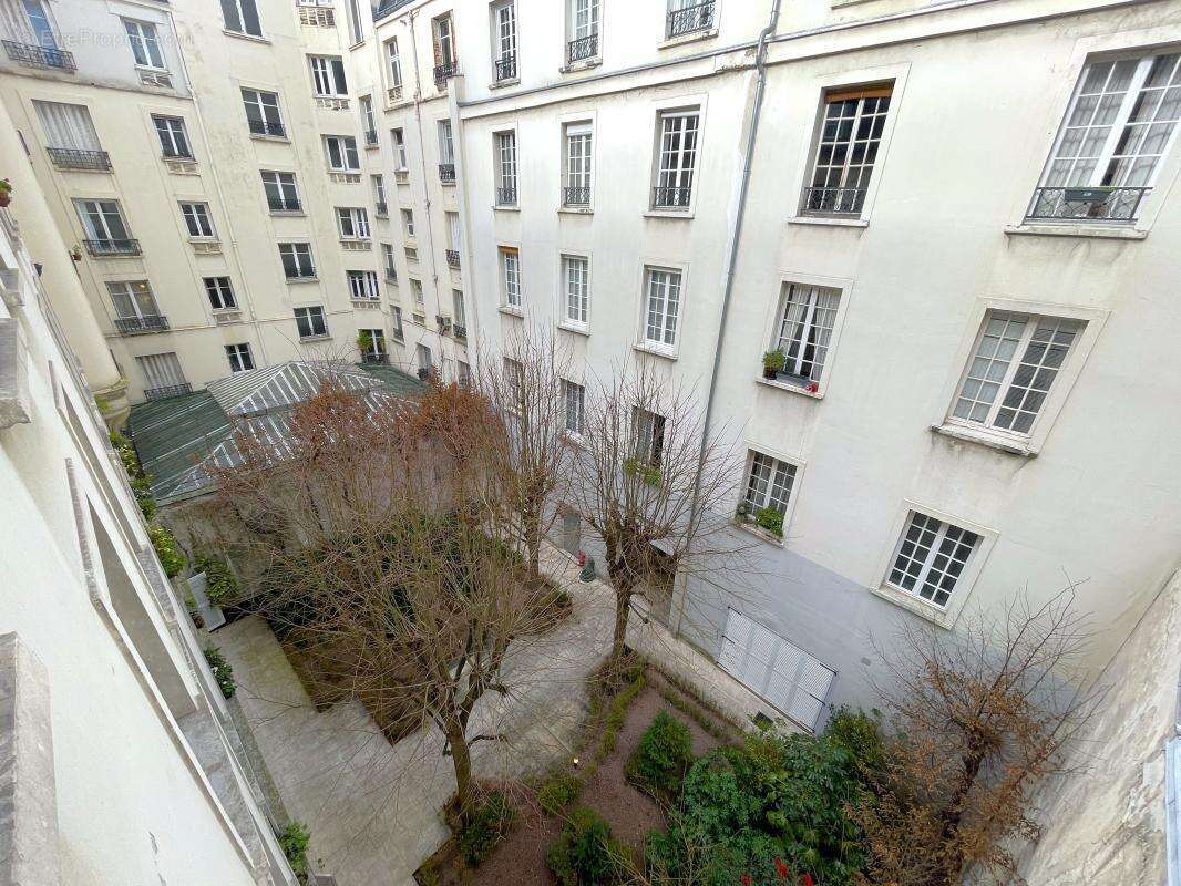 Appartement à PARIS-4E
