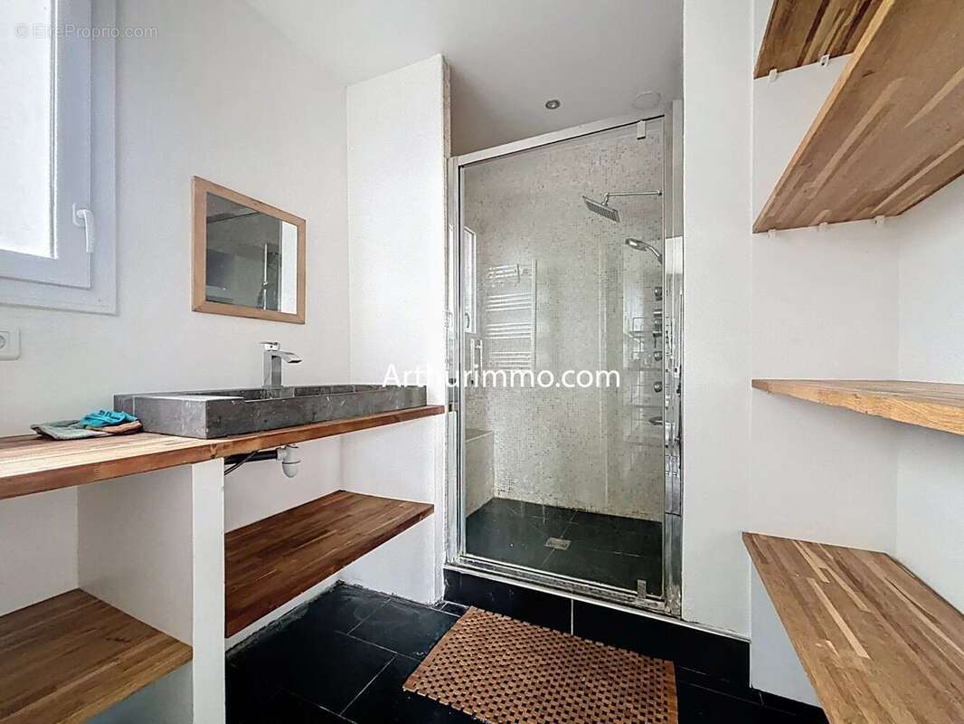 Maison à LIMEIL-BREVANNES