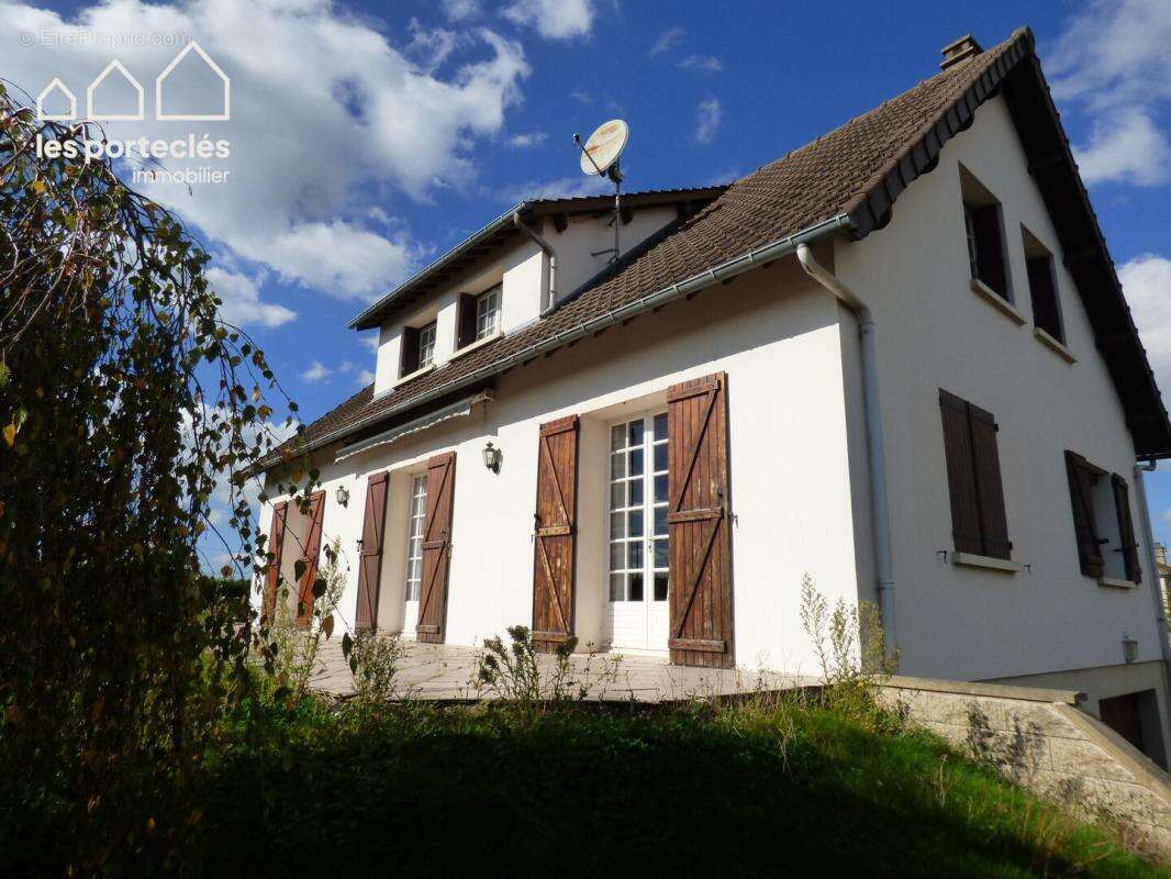Maison à CHATEAUNEUF-EN-THYMERAIS