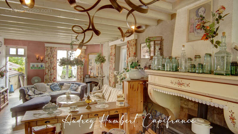 Maison à BUXIERES-SOUS-LES-COTES