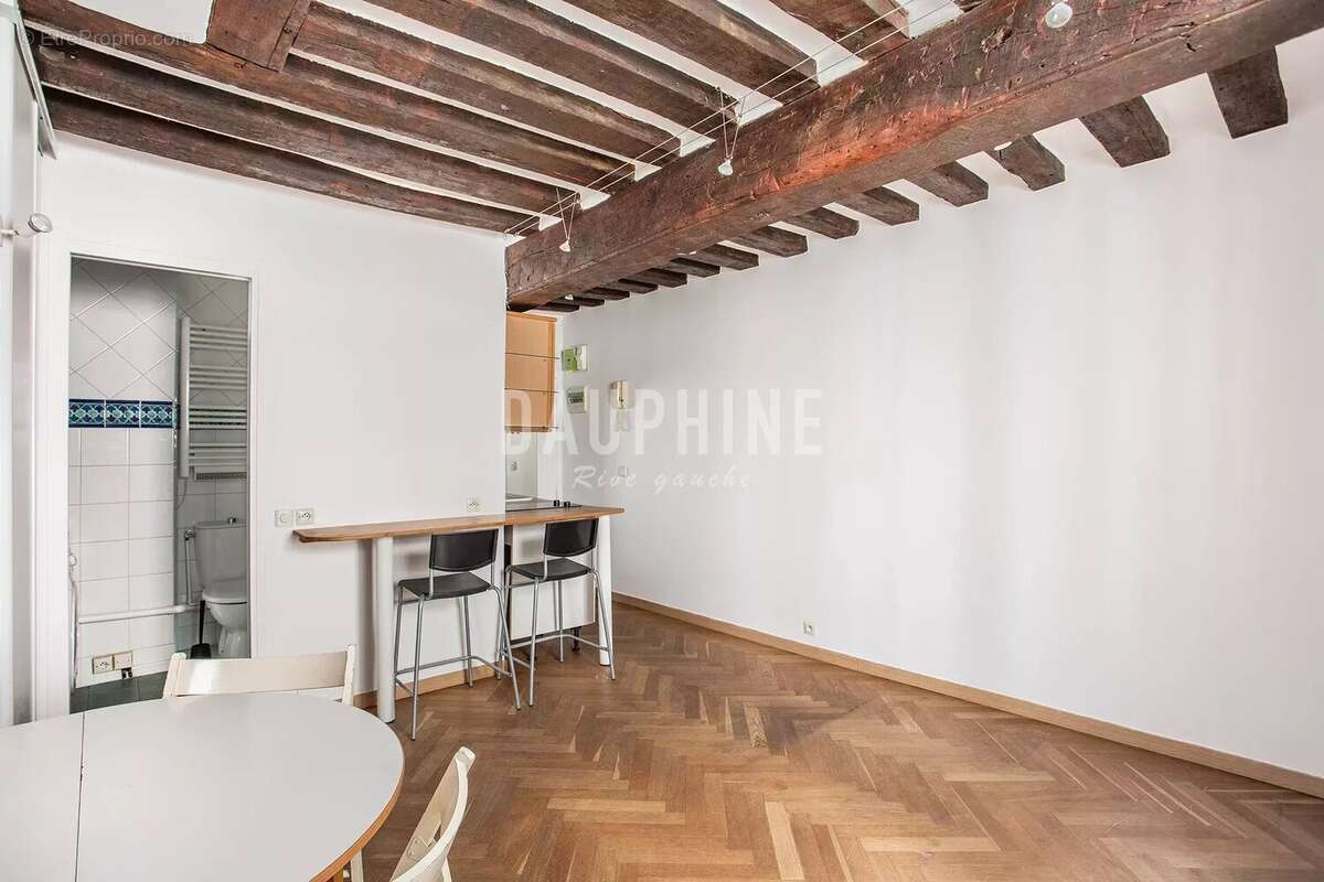 Appartement à PARIS-6E