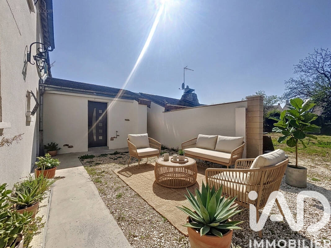 Photo 1 - Maison à FAVIERES