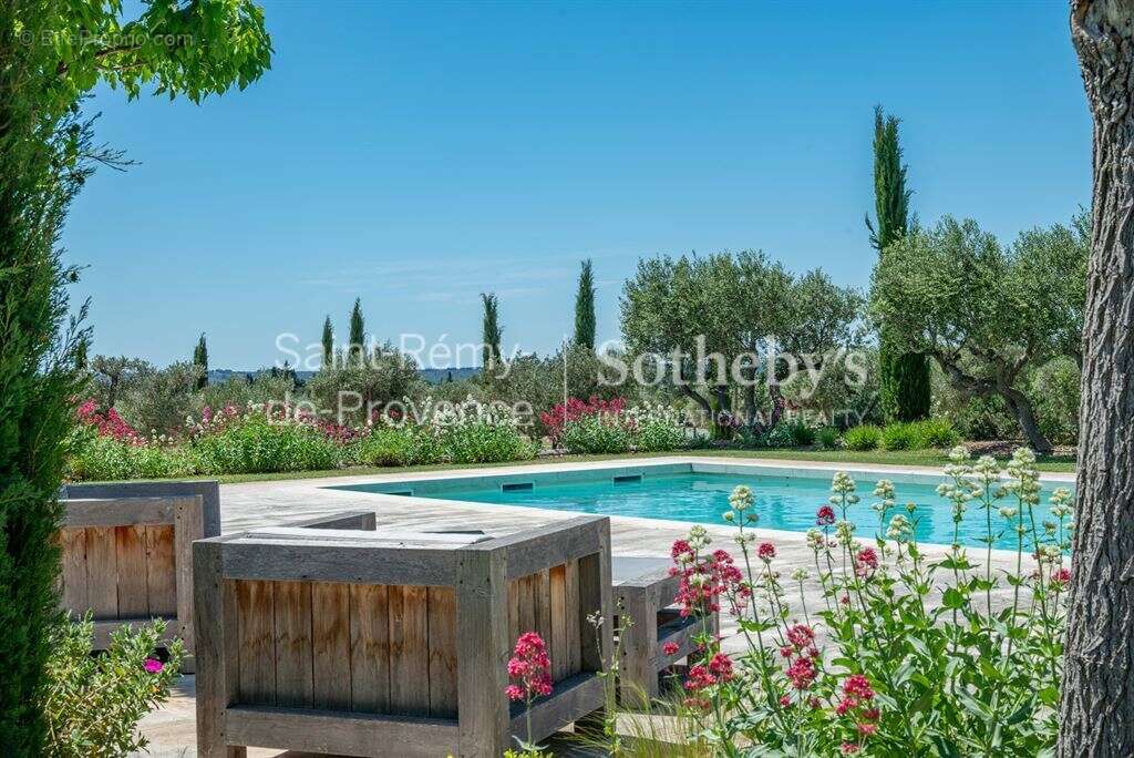 Maison à MAUSSANE-LES-ALPILLES