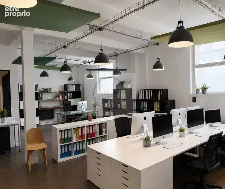 Photo Commerce à Montreuil au prix de 735 000€