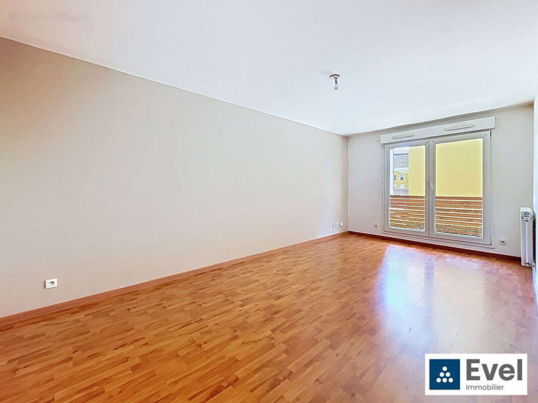 Appartement à JARVILLE-LA-MALGRANGE
