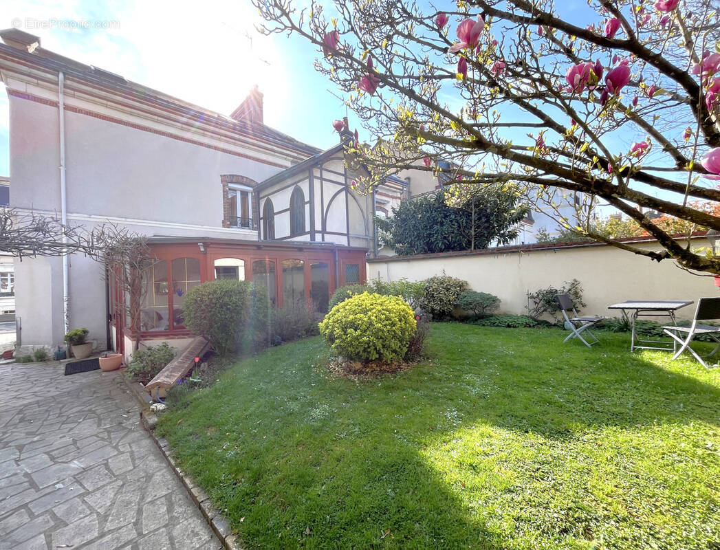 Maison à CHARTRES