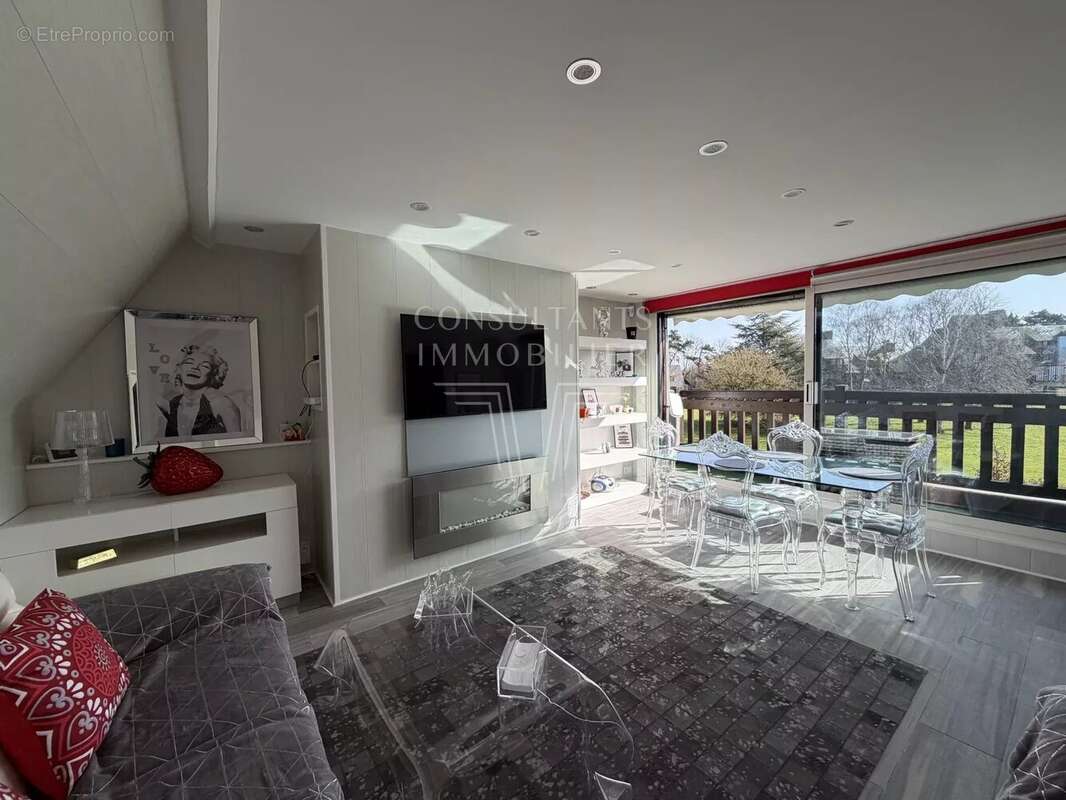 Appartement à TOURGEVILLE