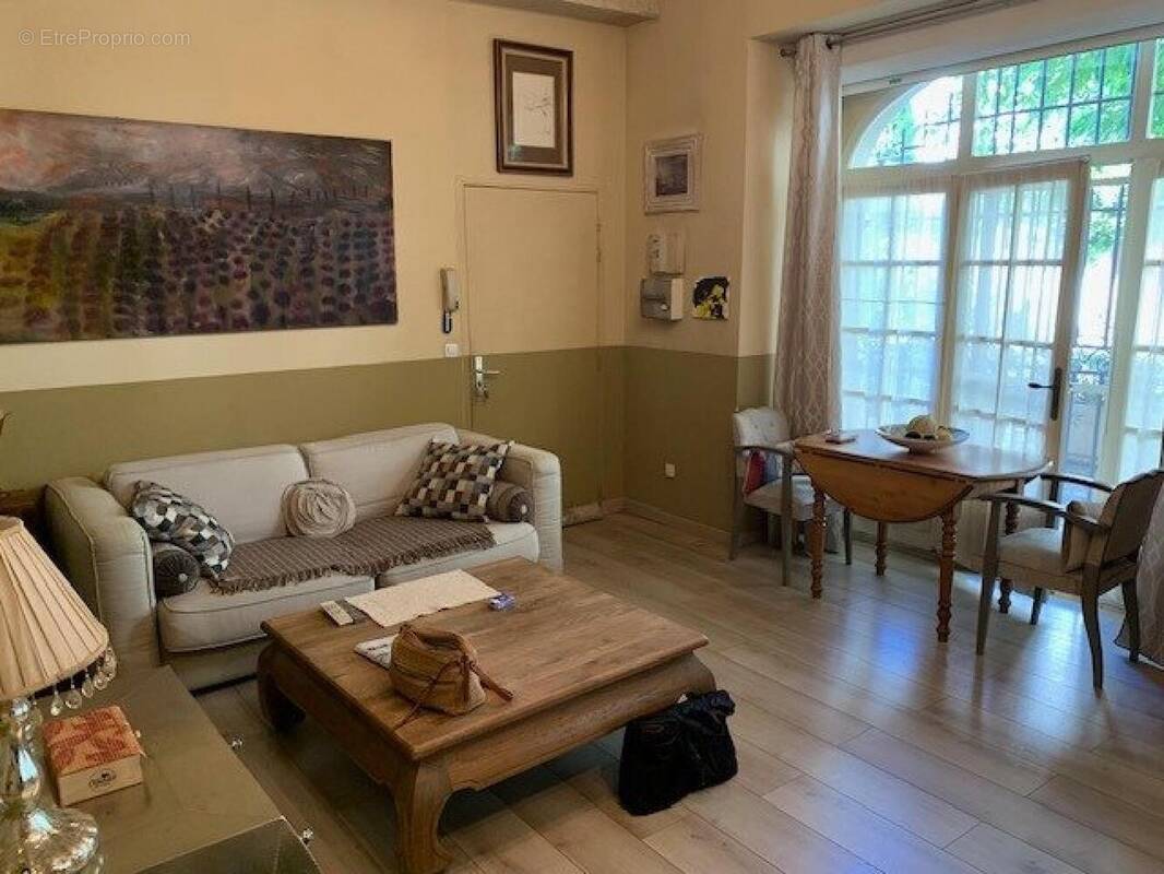 Photo 1 - Appartement à TARASCON