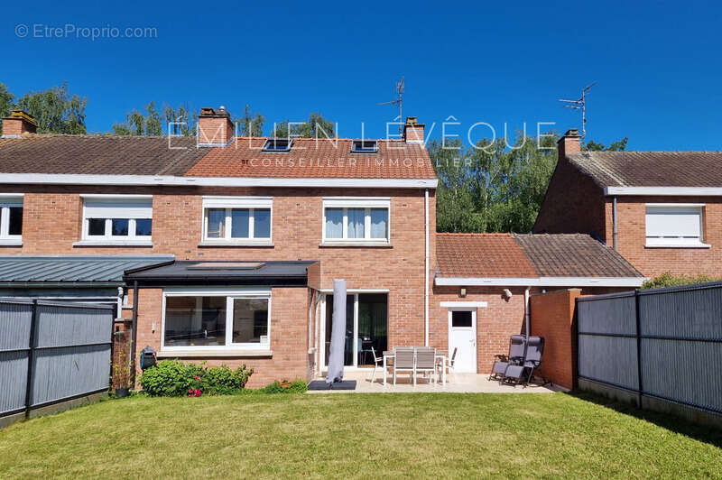 Maison à FACHES-THUMESNIL