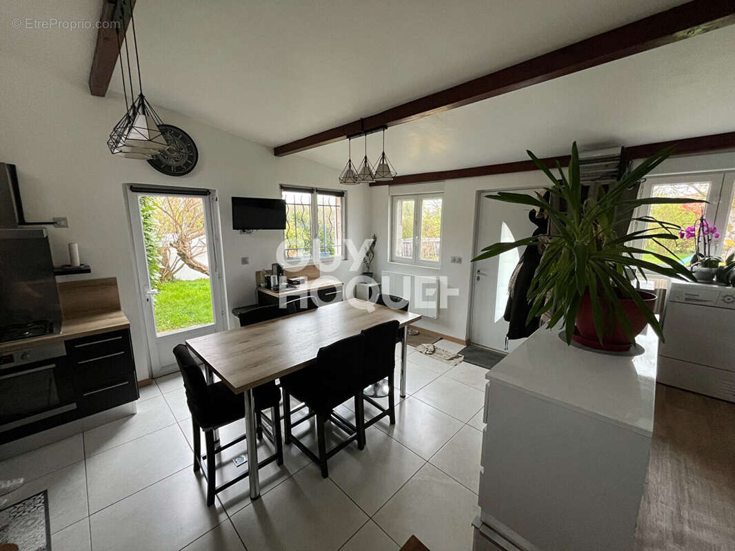 Maison à BOURG-EN-BRESSE