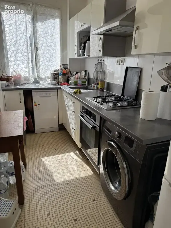 Appartement à PARIS-20E