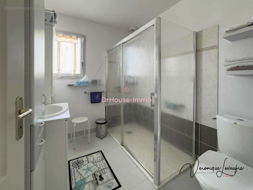 Maison à AGON-COUTAINVILLE