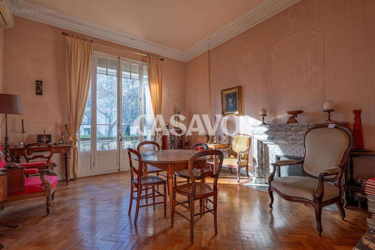 Appartement à MARSEILLE-8E