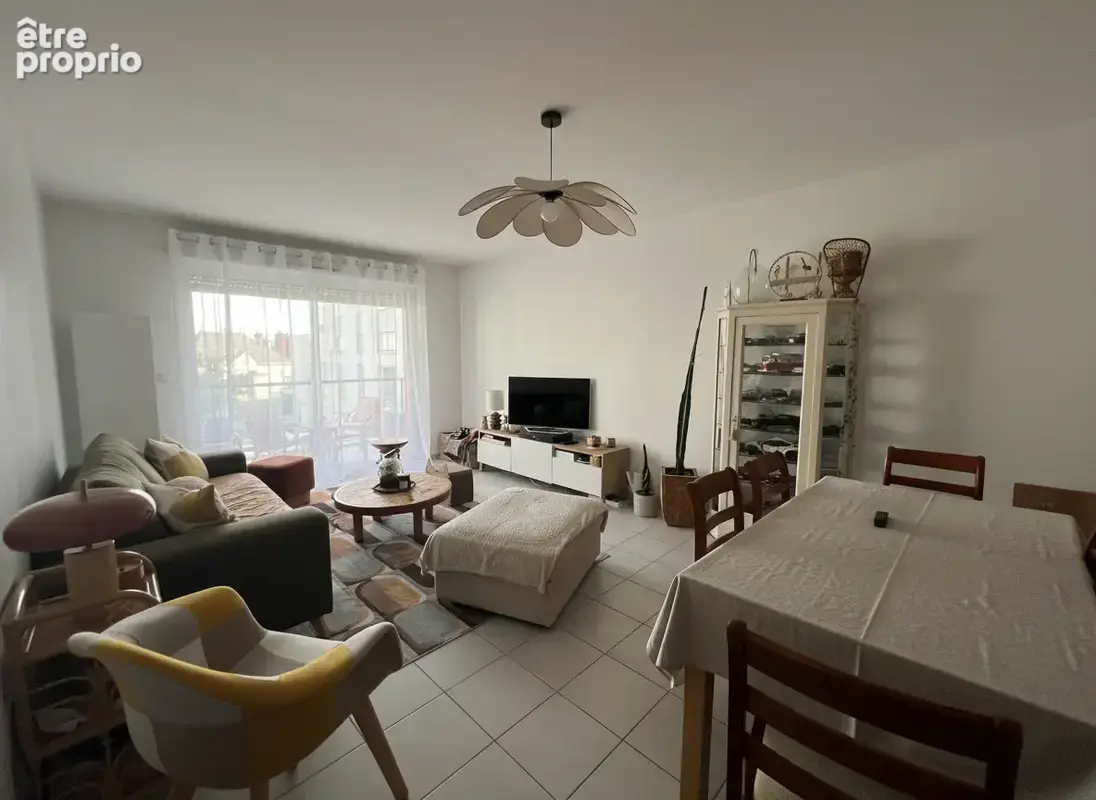 Appartement T3 - 75m2 - garage - parking LA ROCHE SUR YON - photo 5