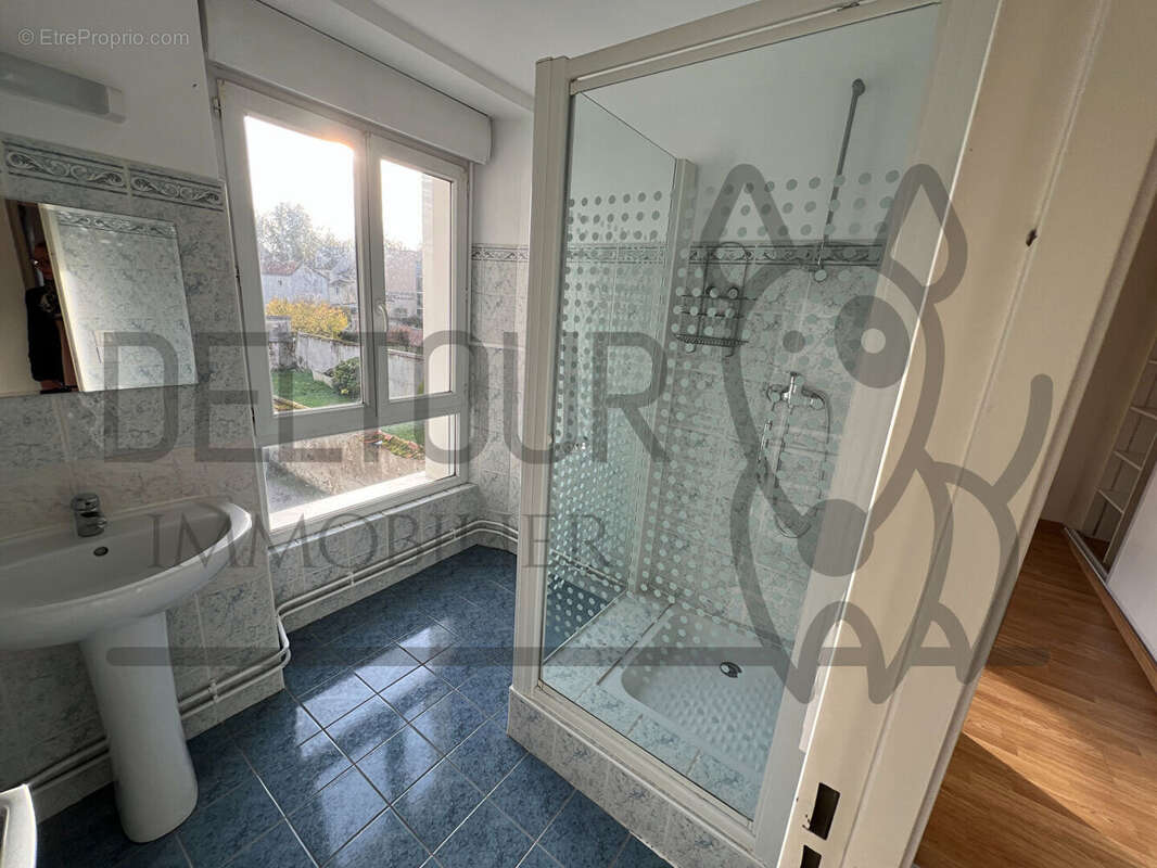 Appartement à COULOMMIERS