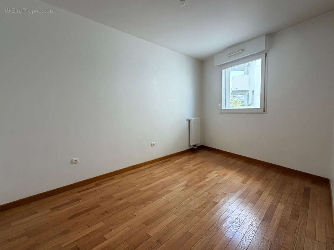 Appartement à ISSY-LES-MOULINEAUX