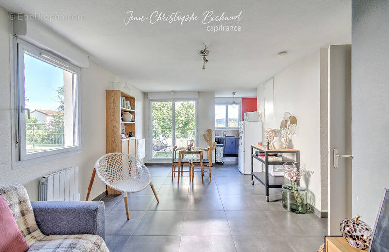 Appartement à GRIGNY