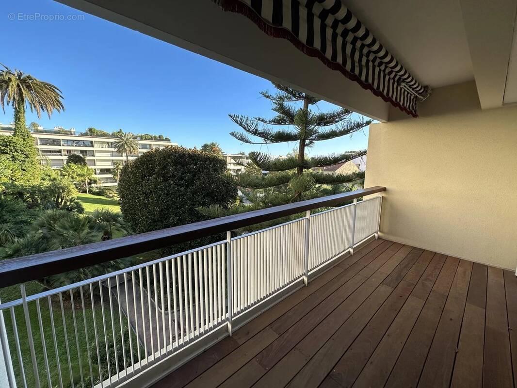 Appartement à CANNES