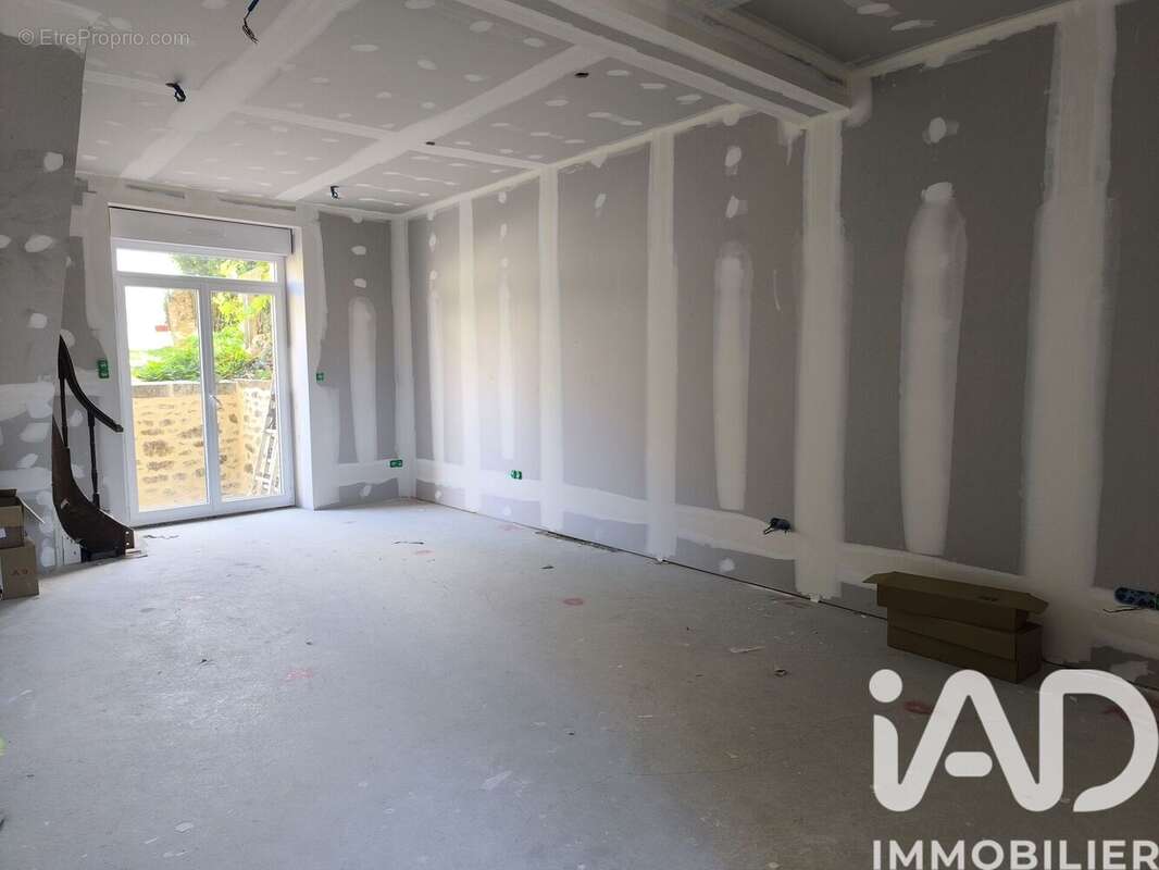 Photo 6 - Maison à LA SELLE-EN-COGLES