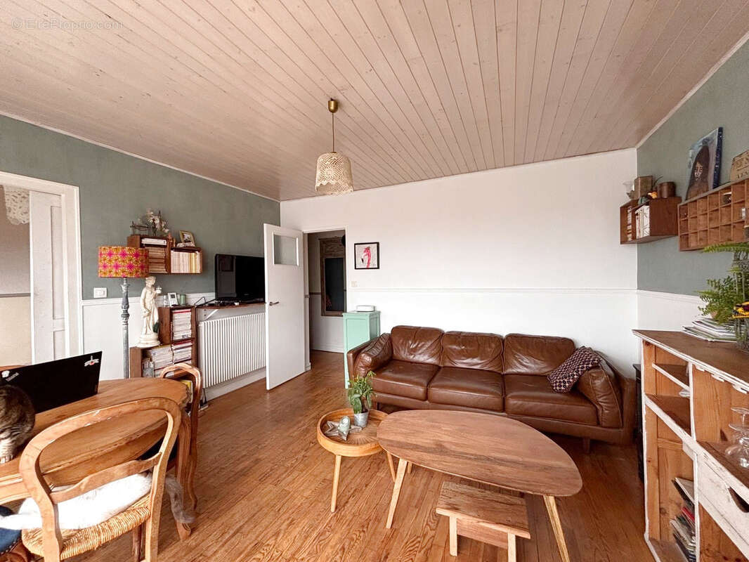 Appartement à BEGLES