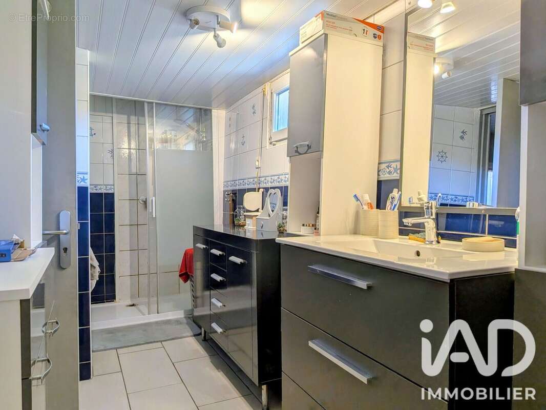Maison 128 m² à Emanville  - photo 7