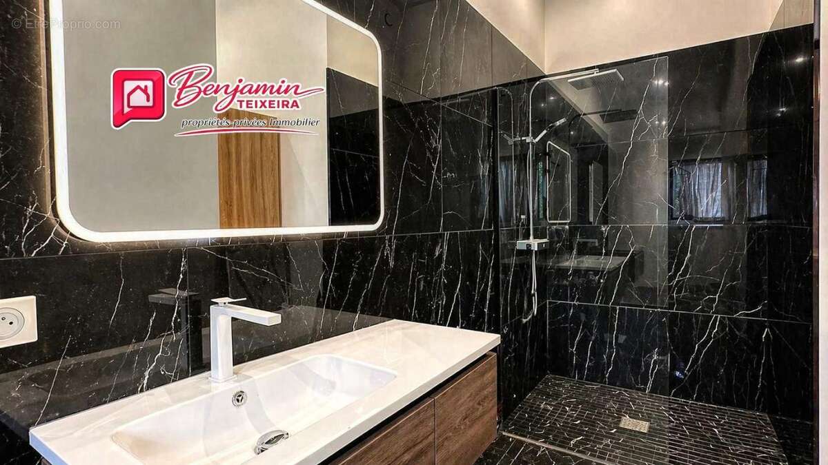 Maison Roquebrune Sur Argens 4 pièce(s) 109.85 m2 - photo 6