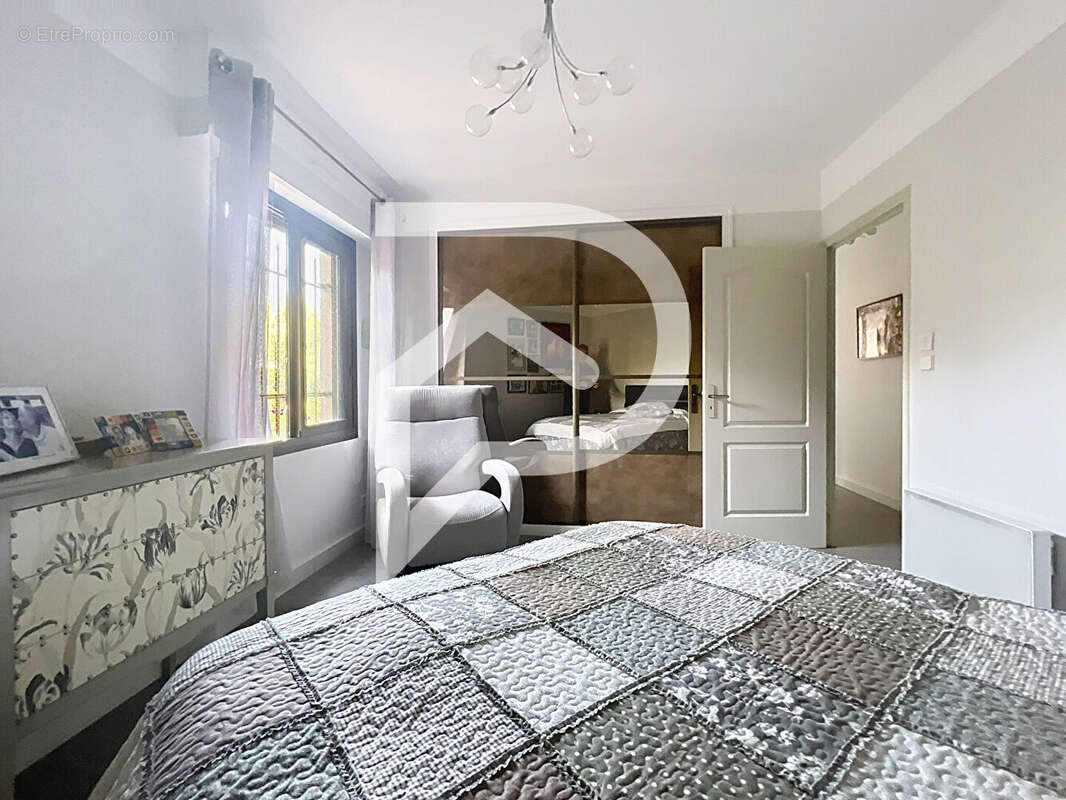 Appartement à CARQUEIRANNE