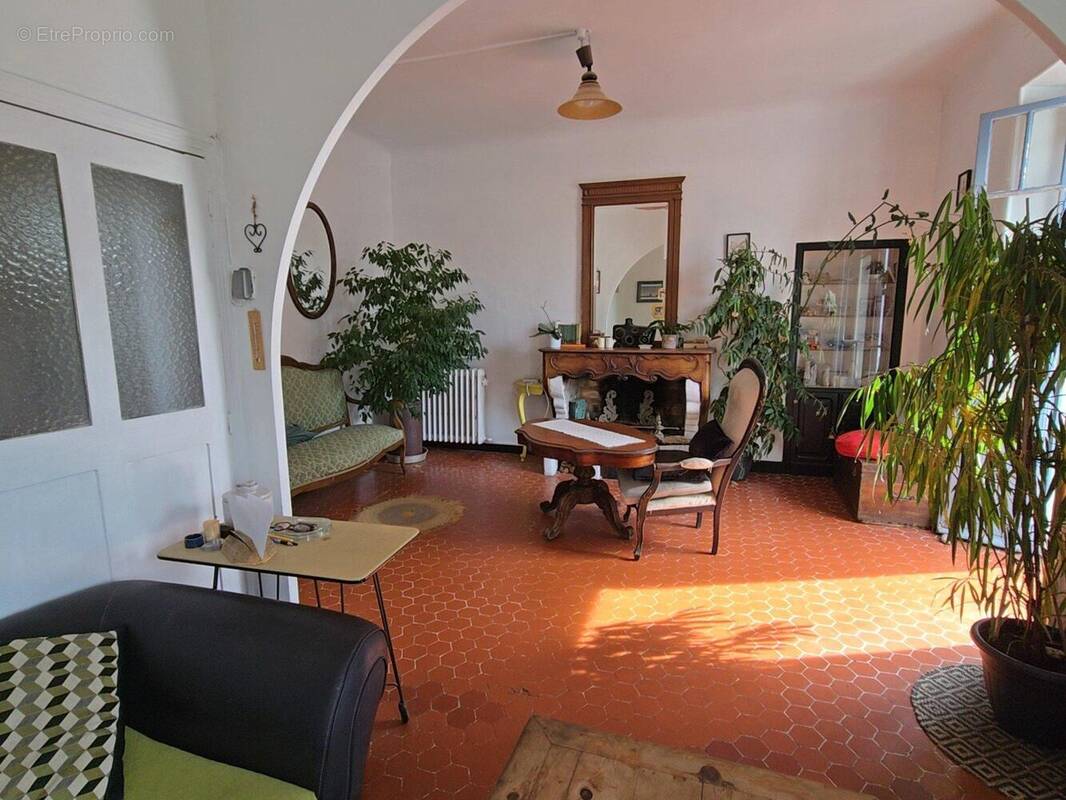 Photo 1 - Maison à BRIGNOLES