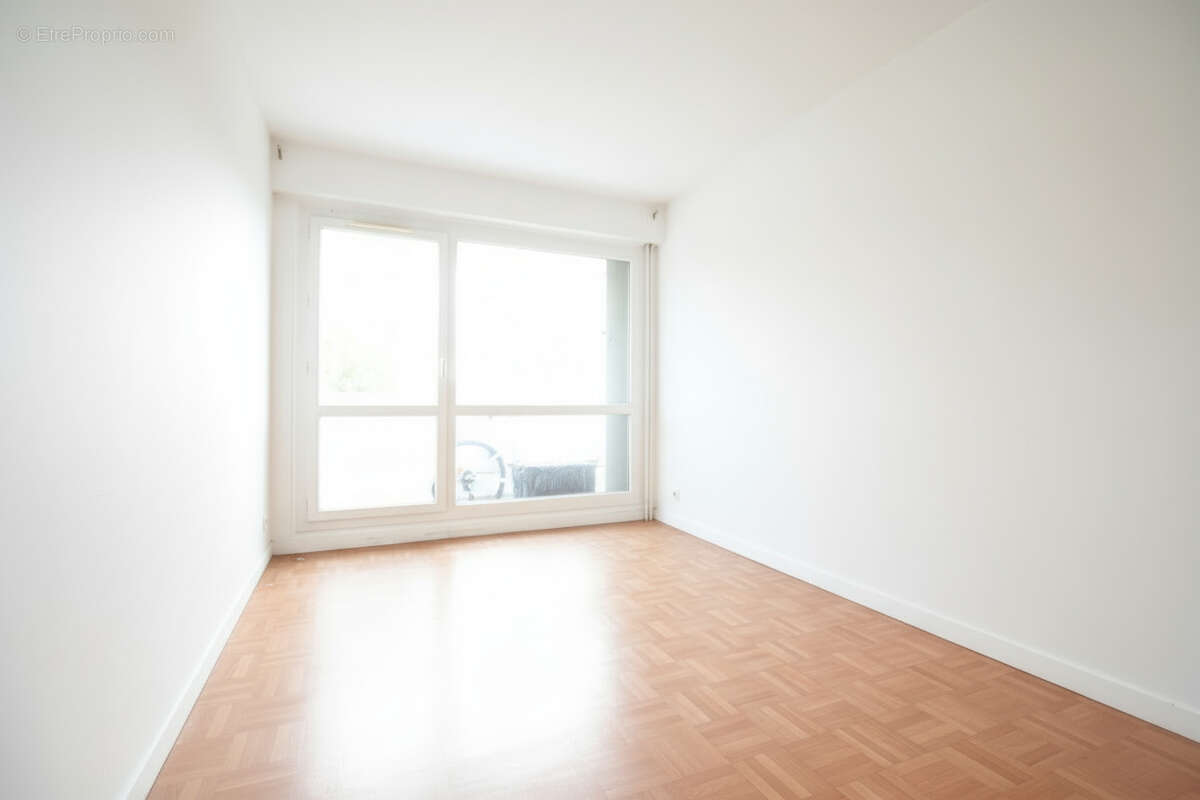 Appartement à LES ESSARTS-LE-ROI