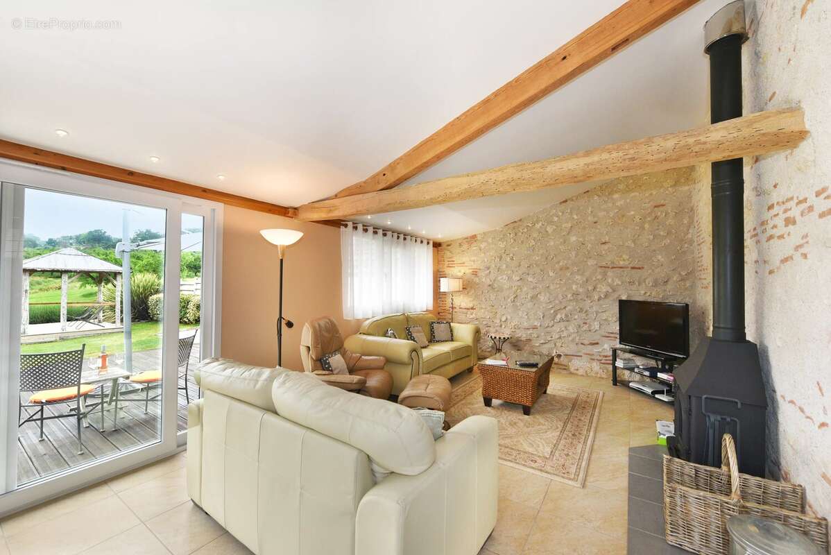 Maison à CASTELMORON-SUR-LOT