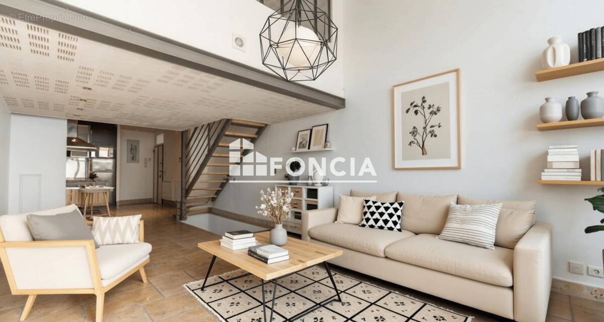 Appartement à MONTROUGE
