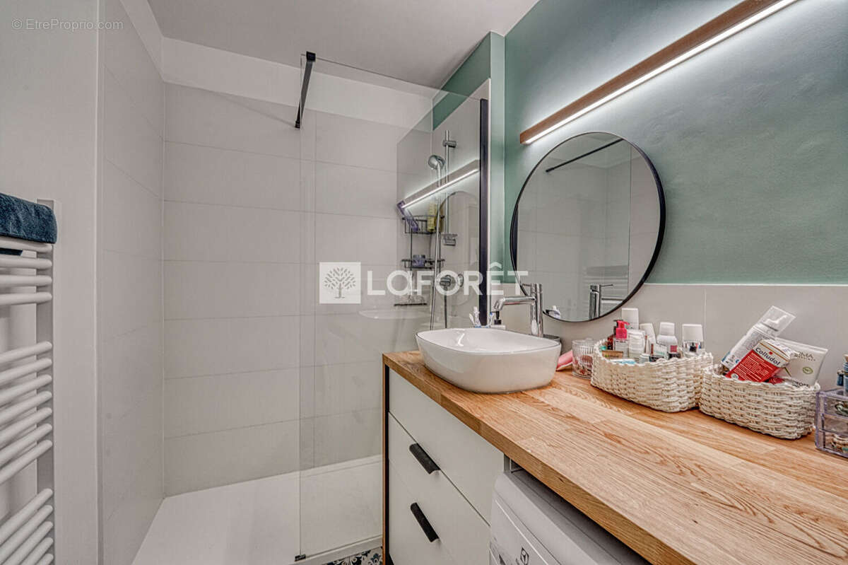 Étage élevé - balcons - vues dégagées - plan optimisé - dpe d - photo 7