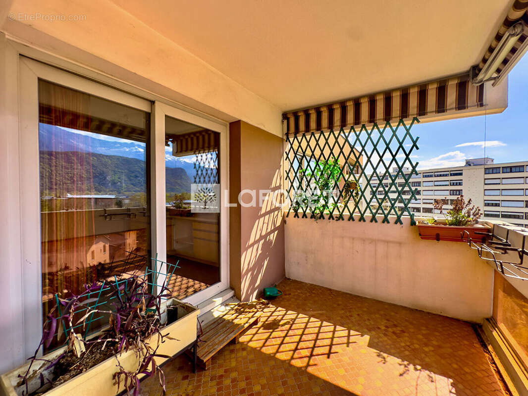 Appartement à ECHIROLLES