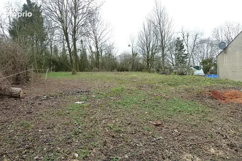 Terrain à OTHIS