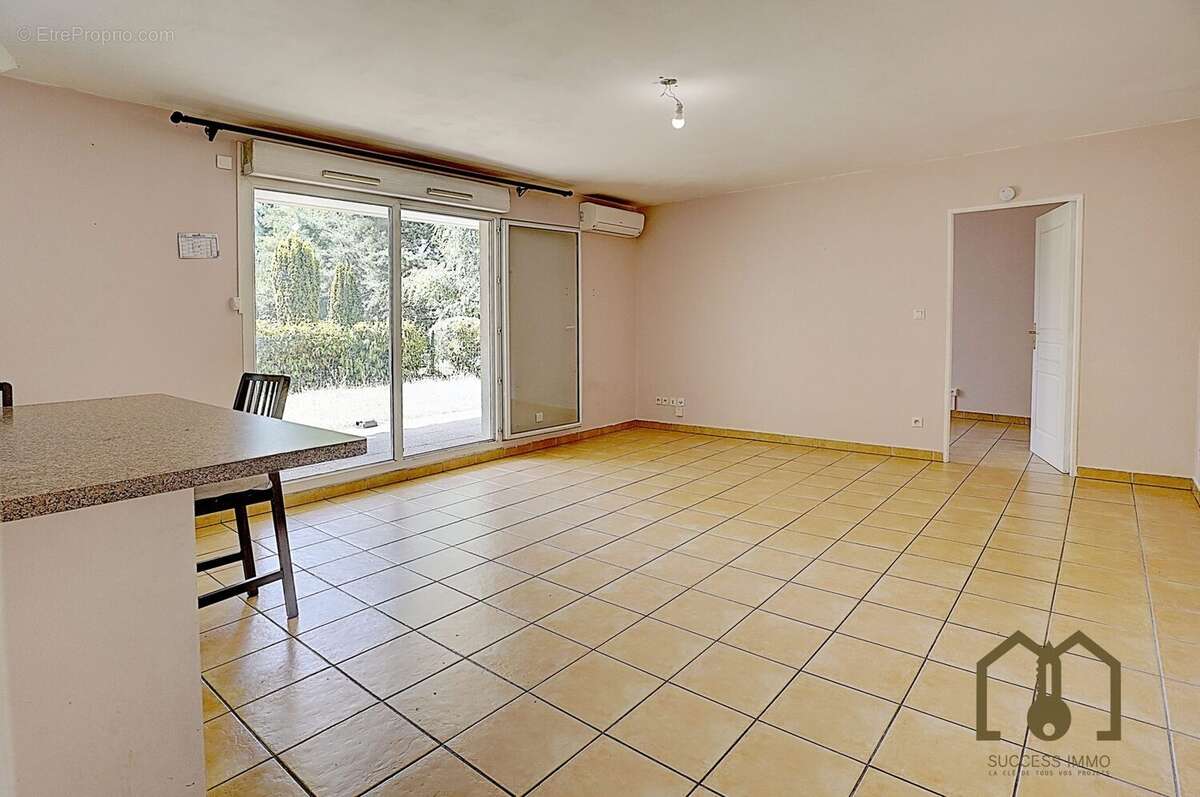 Appartement à VAULX-EN-VELIN