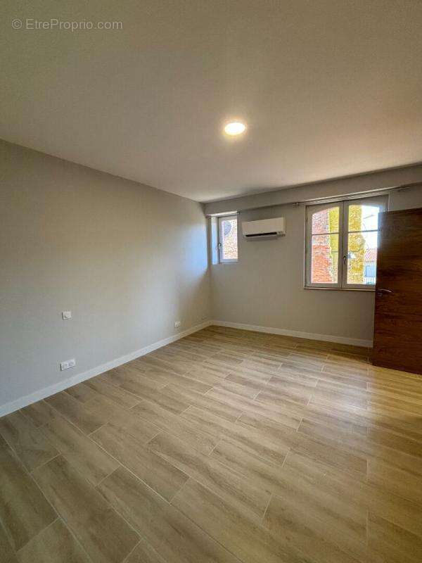 EXCLUSIVITE - Maison de Caractère  centre Aucamville 82 T4 de 132m² - photo 8
