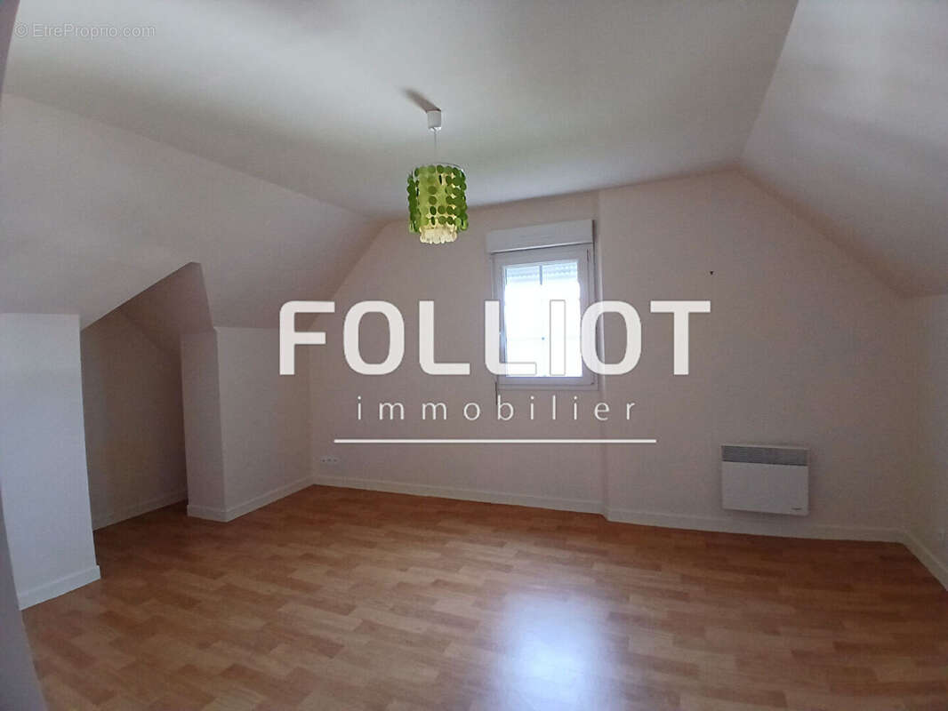 Maison à SAINT-GERMAIN-SUR-AY