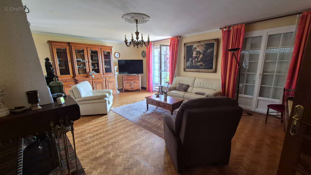 Maison à FEYTIAT