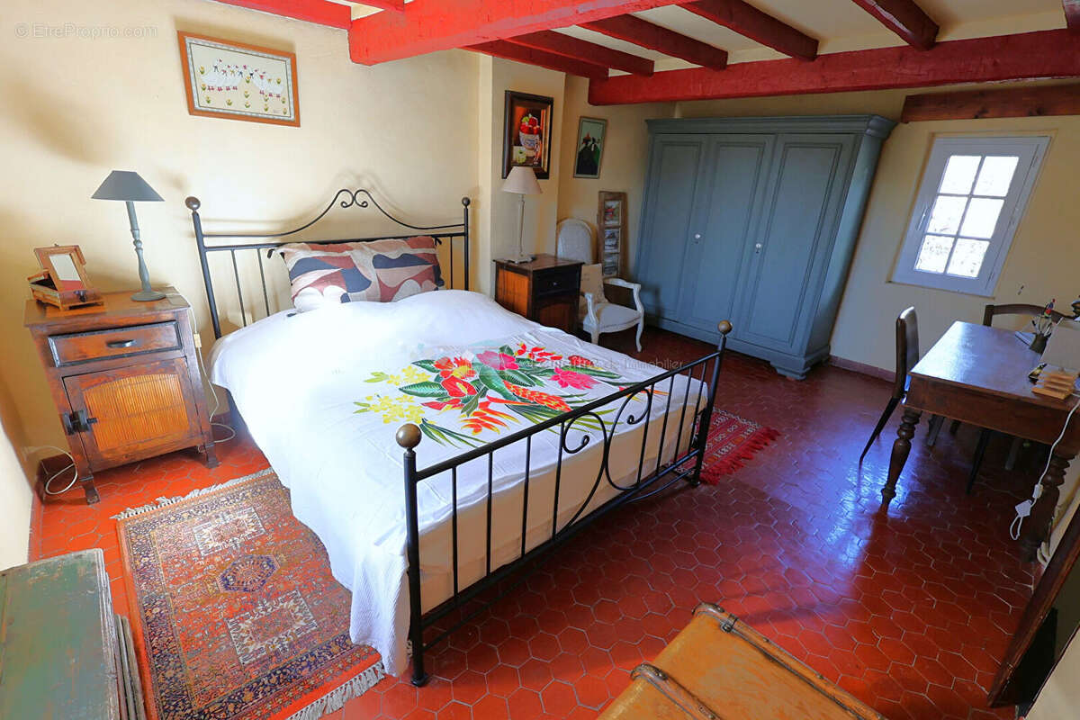 Maison à PEYMEINADE