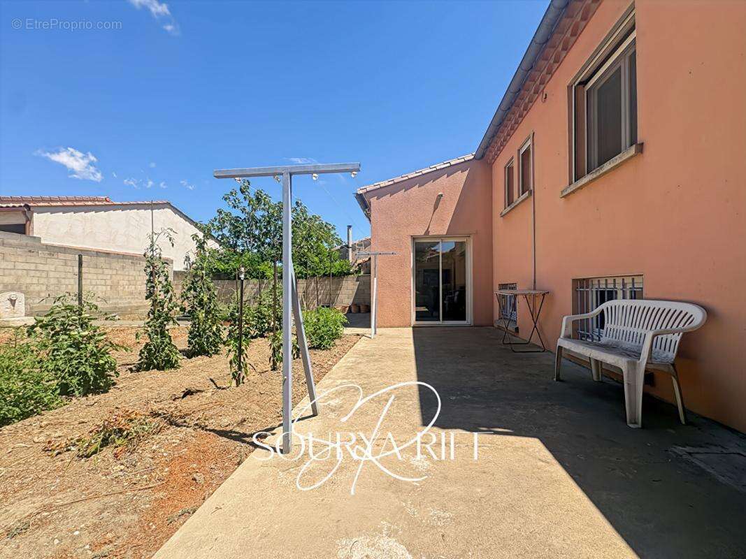 CARCASSONNE GRAZAILLES Maison traditionnelle de 124 m² avec garage et jardin - photo 6