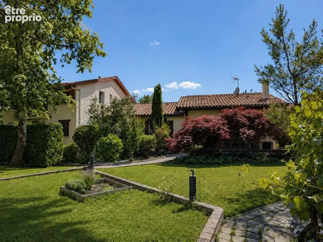 Portes de Bordeaux, Maison Familiale, Piscine, Appt Indépendant - photo 5