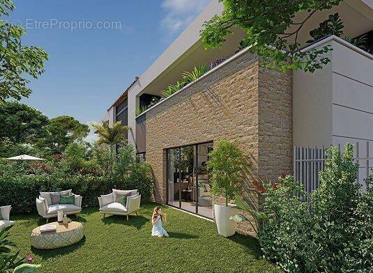 Appartement à SIX-FOURS-LES-PLAGES