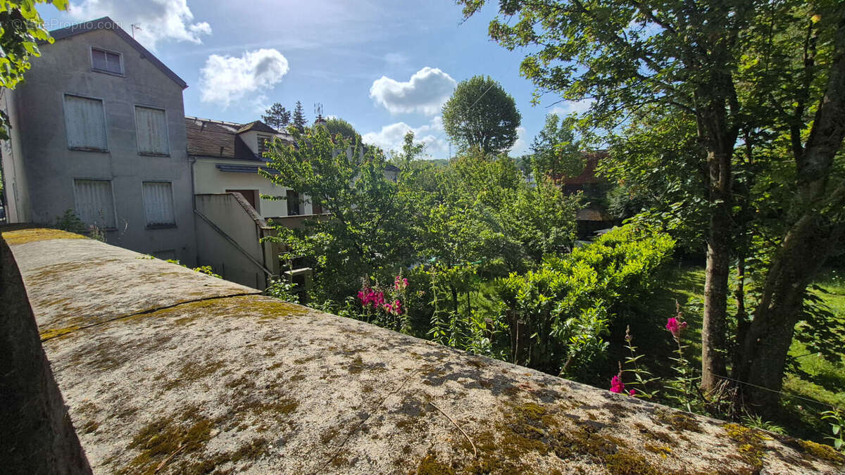 Maison plein centre ville de Provins avec terrain  - 87m² - photo 4