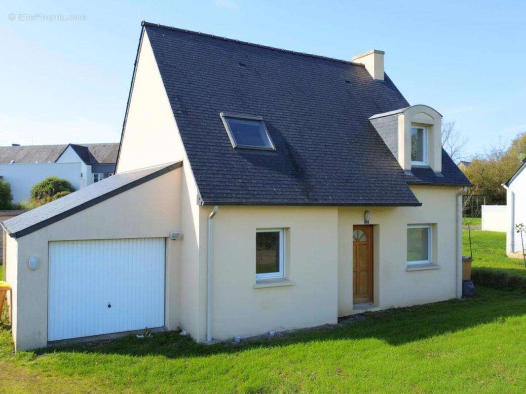 Maison à LA MEAUGON