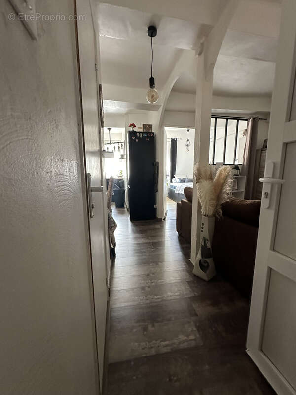 Appartement à PUGET-SUR-ARGENS