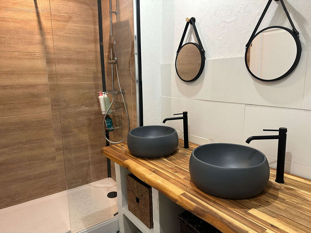 Maison à SEREZIN-DE-LA-TOUR