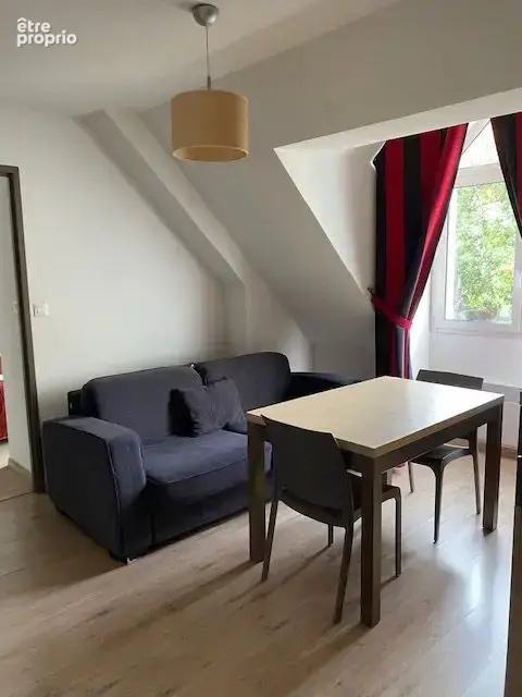 Appartement à ENTRAYGUES-SUR-TRUYERE